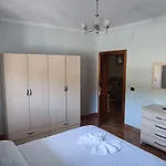 게스트하우스 Room's For Udenisht